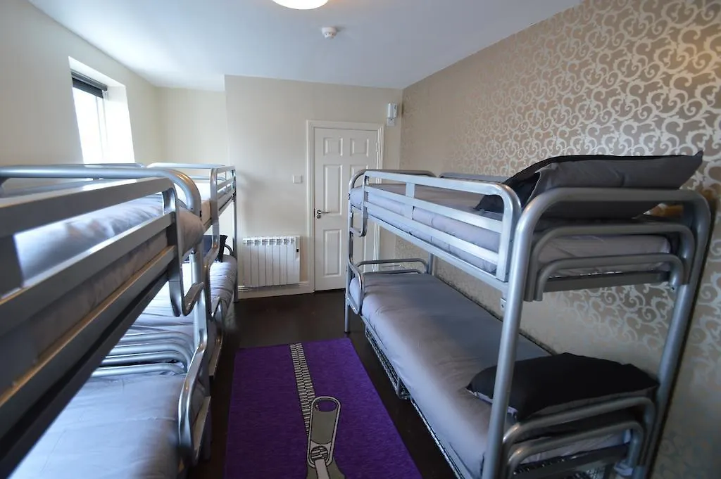 Oscar'S Hostel-1